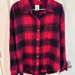 GAP Red and Black Plaid Shirt